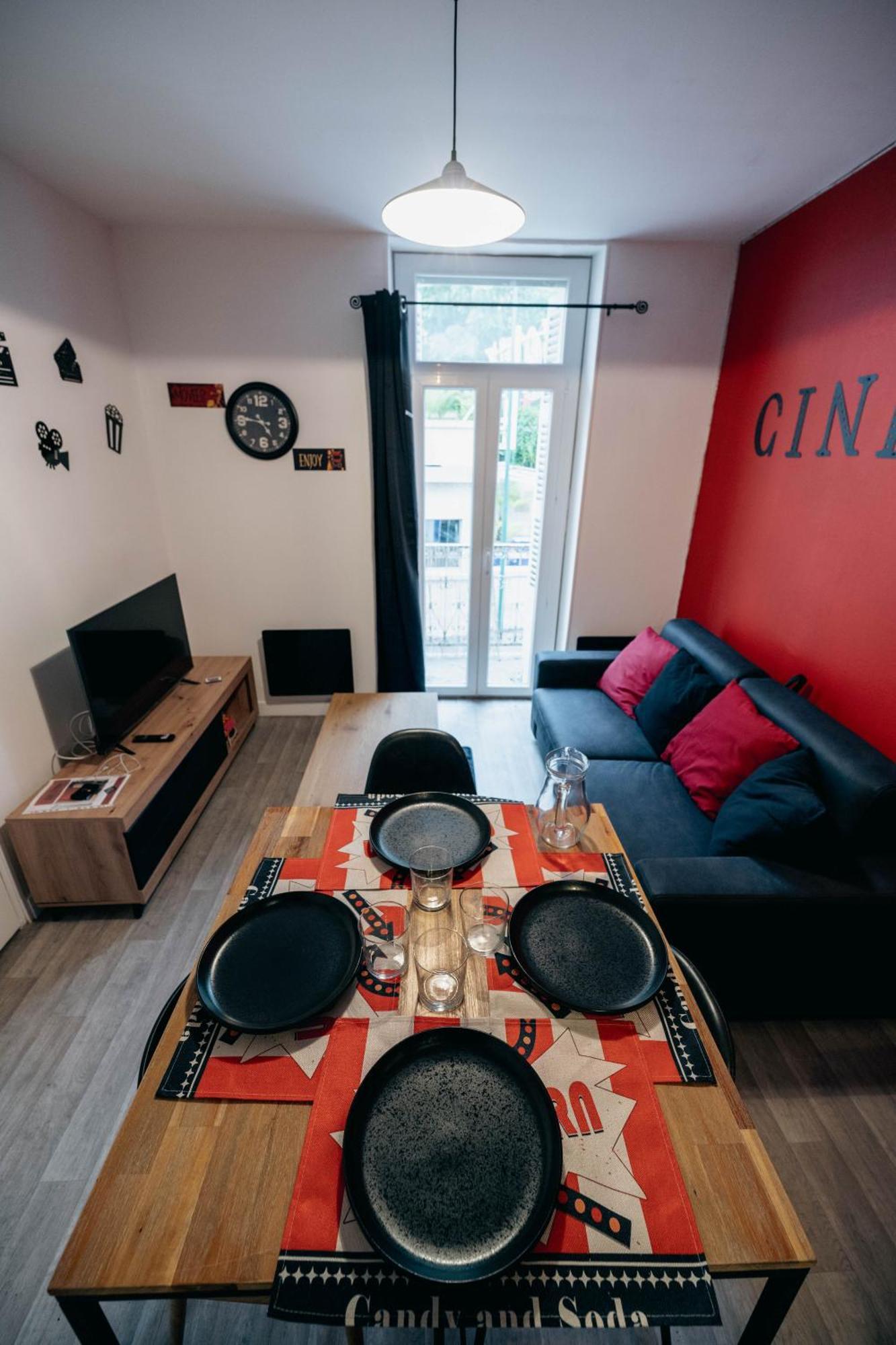 Le Sejour Cine-Proche Du Centre-Wifi-Parking Apartment Lourdes Phòng bức ảnh