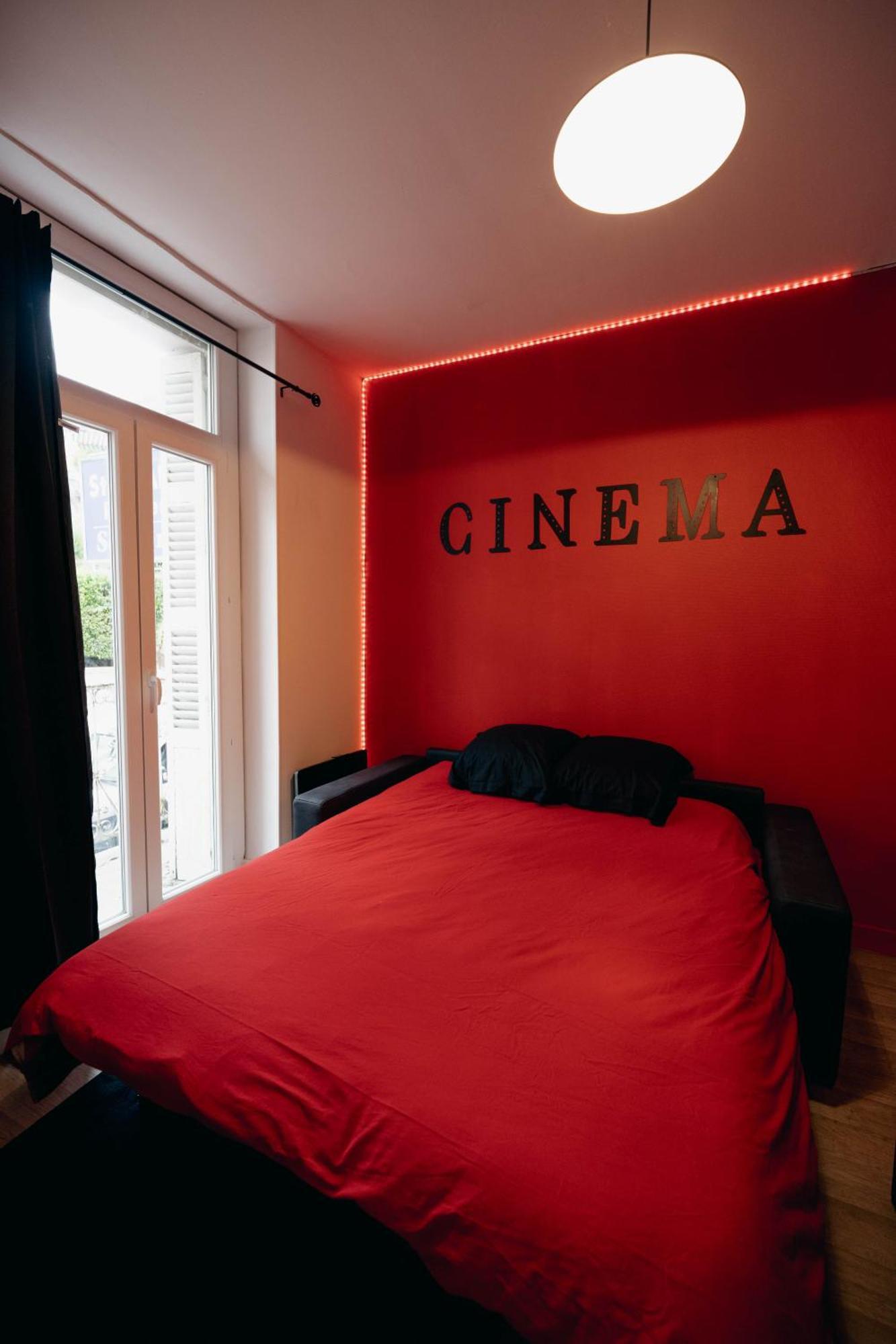 Le Sejour Cine-Proche Du Centre-Wifi-Parking Apartment Lourdes Ngoại thất bức ảnh